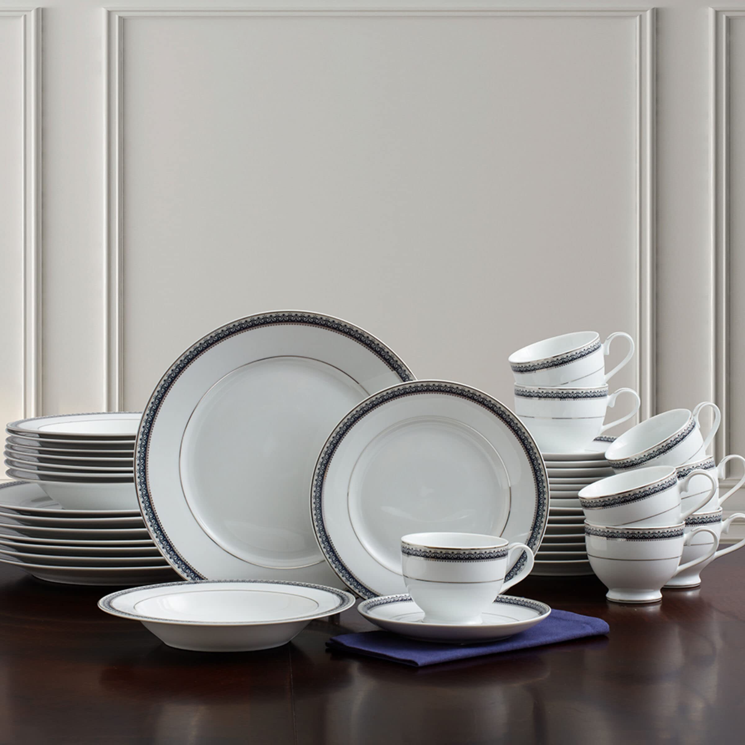 Amazon.com | Mikasa Platinum Crown Cobalt 40-Piece Dinnerware Set